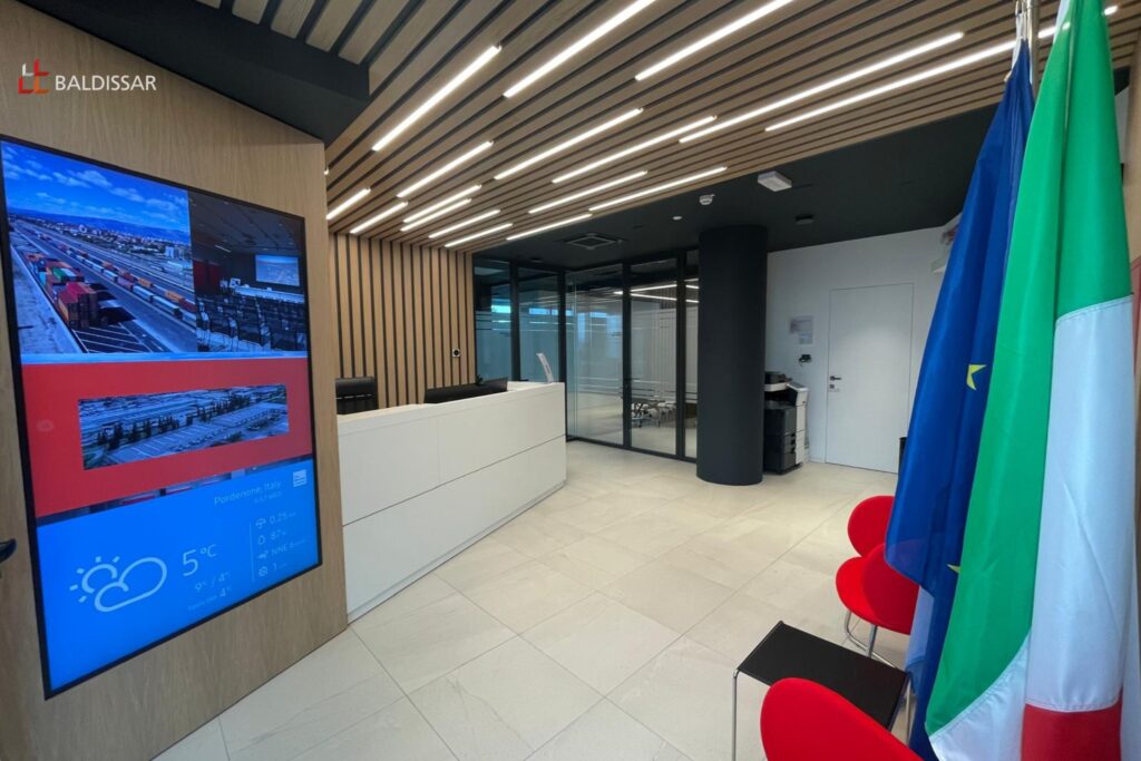 Realizzazione arredo ufficio Baldissar SpA Pordenone